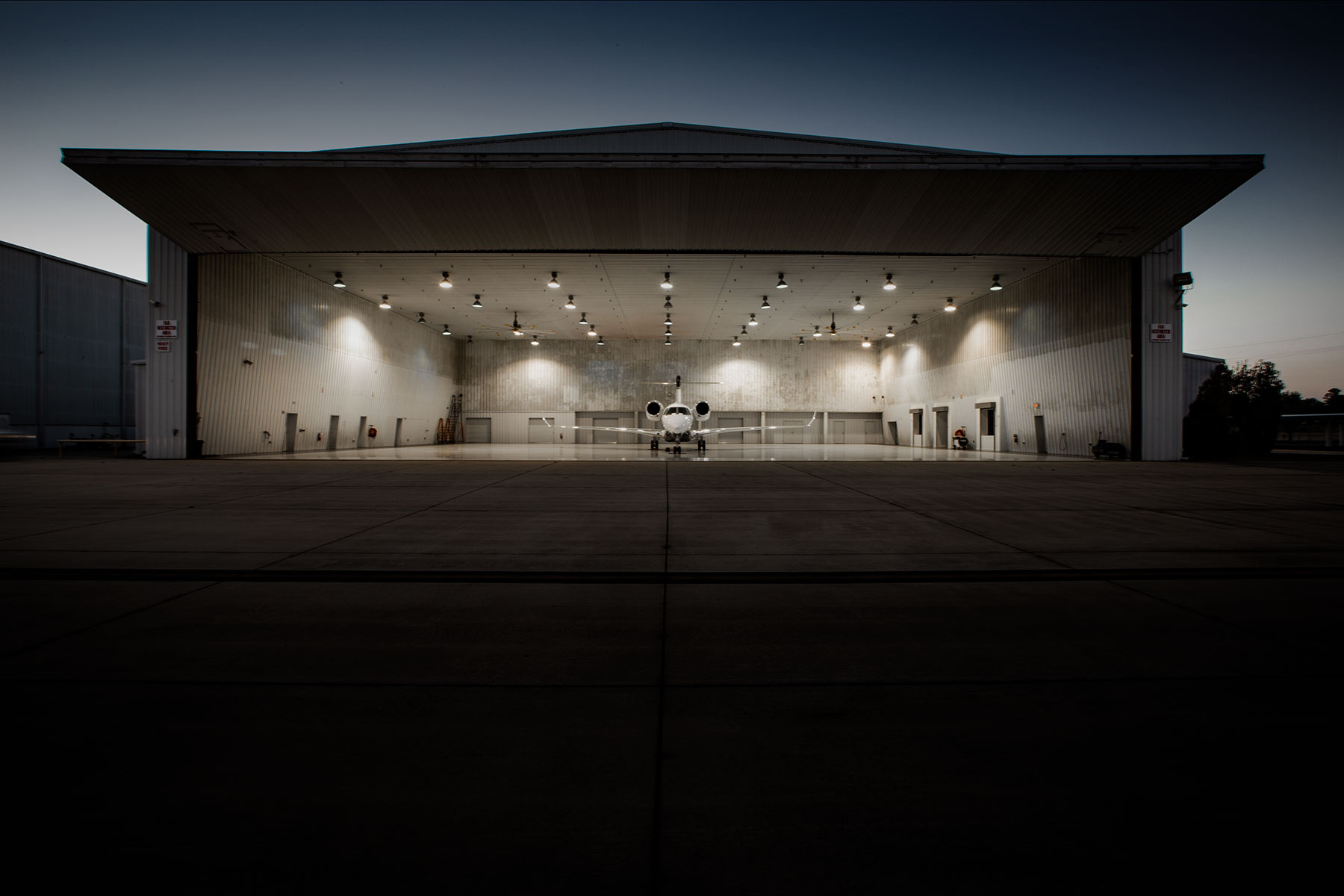 Galaxy FBO KCXO Hangar 15D